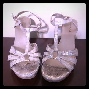 Bandolino Gold Sandals, Sz 7.5 Bundle for Savings